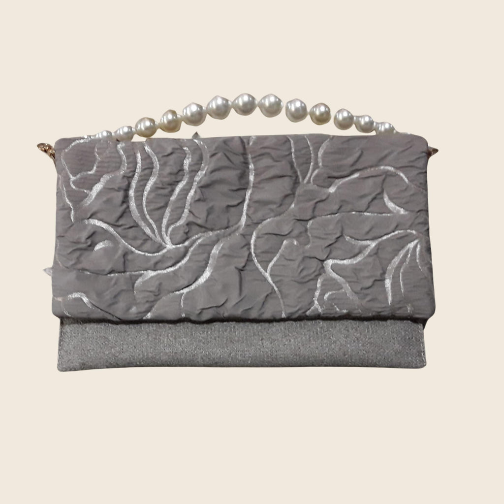 Borsetta in velluto: elegante borsa artigianale viola, pezzo unico, foderata in tessuto Rombetti, made in Italy