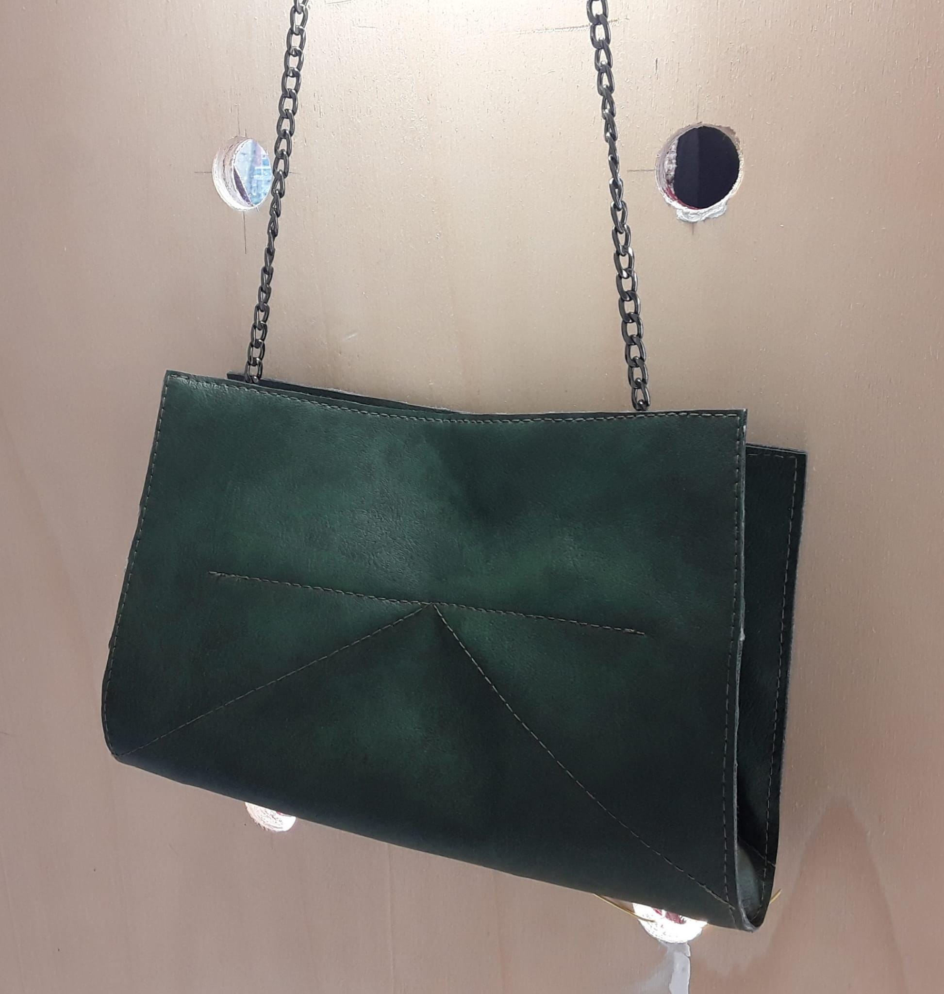 Borsetta Donna Ecopelle Verde - Tracolla Lunga, Accessorio Chic Fatta a Mano, Pelle Vera Made in Italy, Pezzo Unico